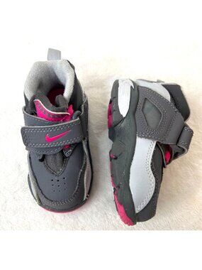 Nike air diamond turf pink gray toddler US 4C Sneakers Tennis shoes